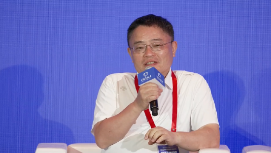 中昊针织董事长高宝霖：不反对AI，但全民AI是有问题的