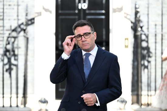 英国新任首相伯纳姆暗示将利用财政规则的“灵活性”为预算融资